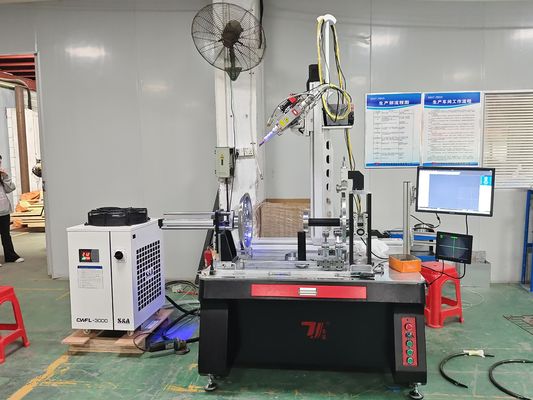Máy hàn laser sợi tự động 2000W cho chai nước nước nước