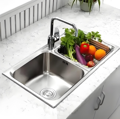 1500W Sink Clamp Fiber Tự động Máy hàn laser Để bán