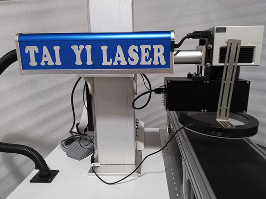 Máy in Laser sợi quang khổ lớn để in khắc đánh dấu