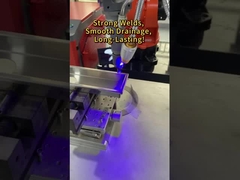 Máy hàn laser sợi tự động tùy chỉnh với cánh tay robot 6 trục chứng nhận CE